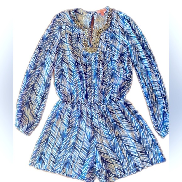 Lilly Pulitzer Colby Long Sleeve Romper in Lapis
Blue Costa Verde Size XS - Picture 3 of 10
